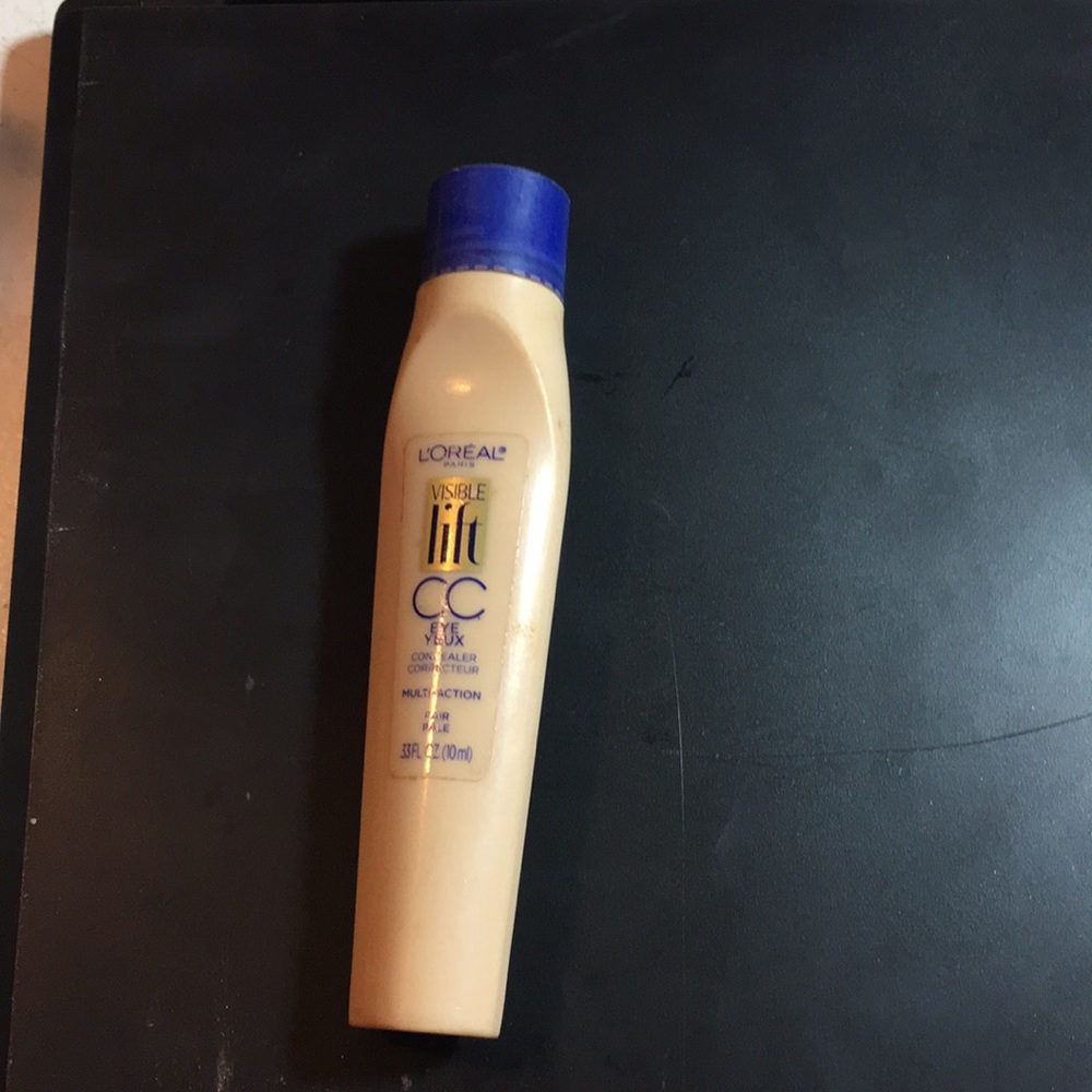 L’Oréal Paris concealer fair